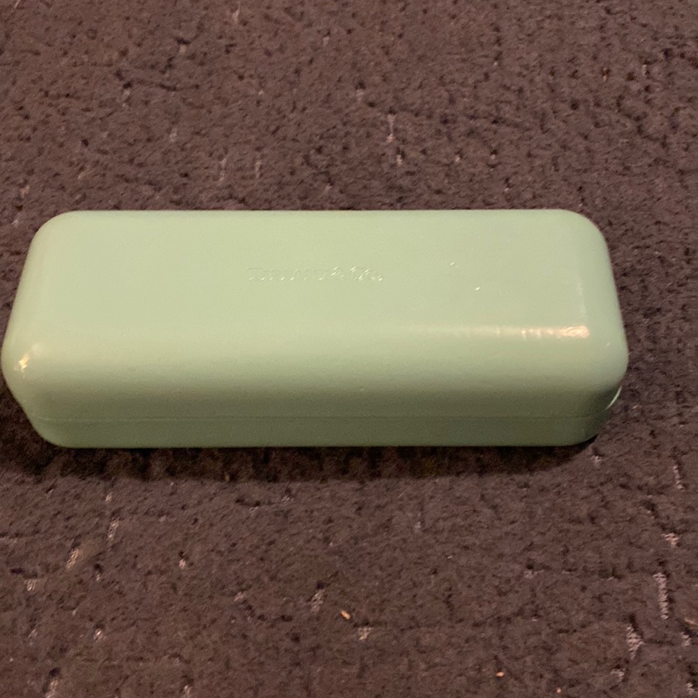 Tiffany hard eye glass case